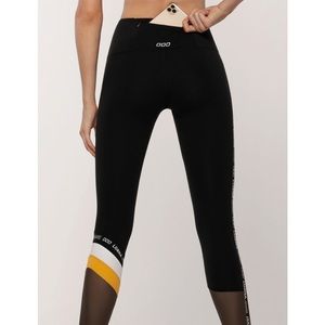 Lorna Jane leggings size 10-12